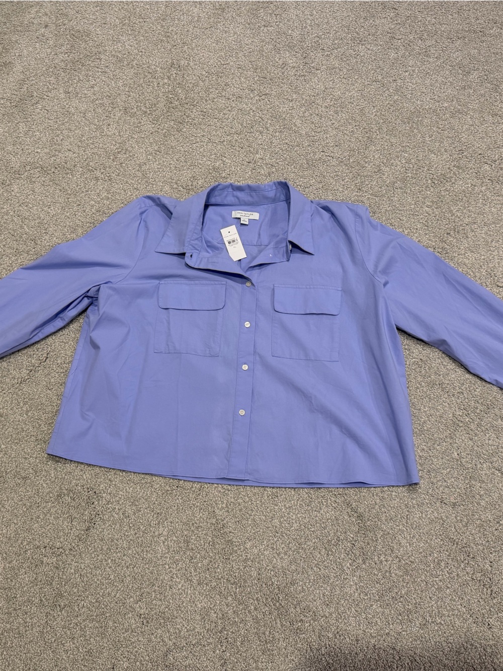 NWT Ann Taylor Women’s Periwinkle Button-Front Dress Shirt with Chest Pockets